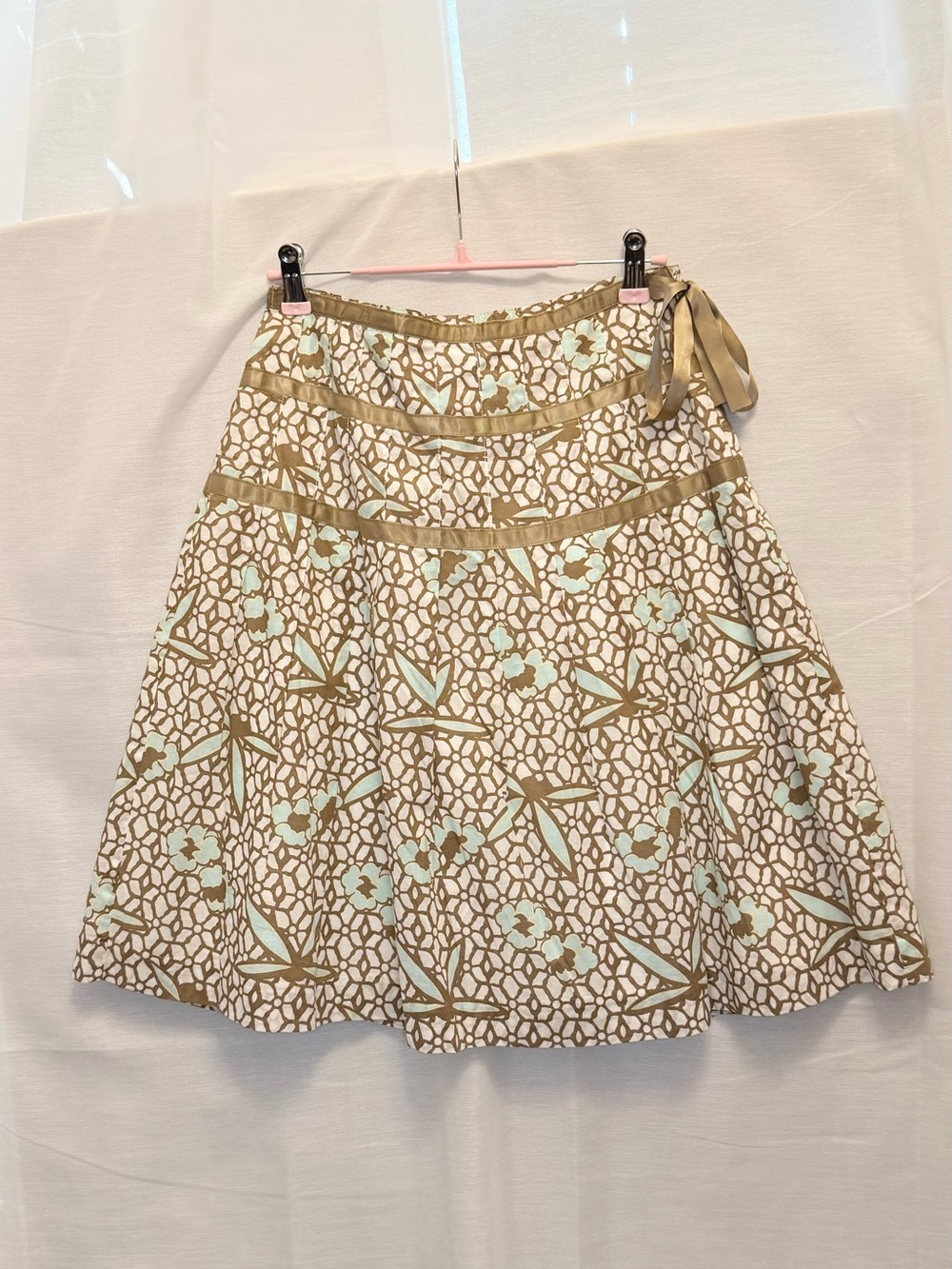 GAP Floral A-Line Skirt in Mint and Tan